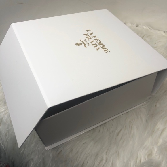 𝅺LA Femme Prada Gift Box storage box - Picture 9 of 12